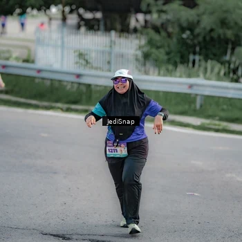 Runner Photo 8332615