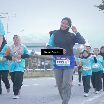 Runner Photo 8332623