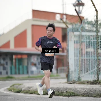 Runner Photo 8332624