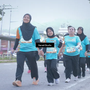 Runner Photo 8332636