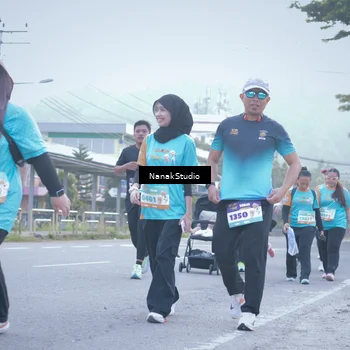 Runner Photo 8332695