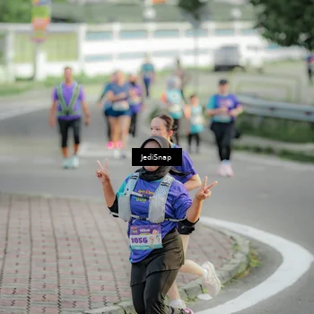 Runner Photo 8332709
