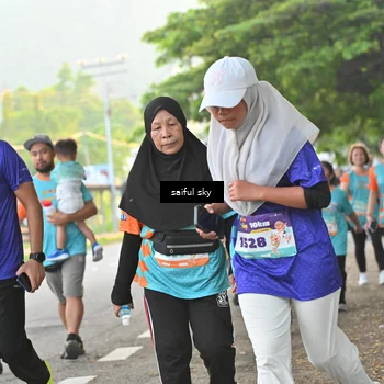 Runner Photo 8332745