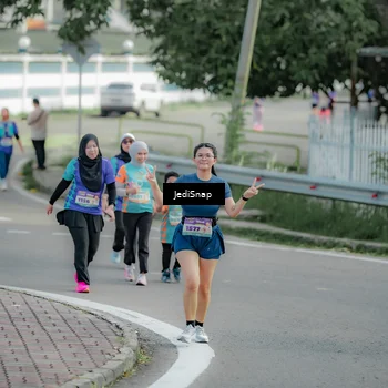 Runner Photo 8332762