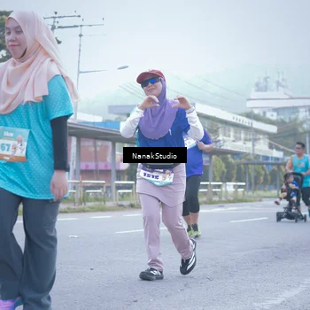 Runner Photo 8332769