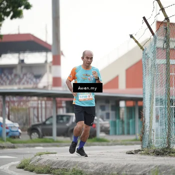 Runner Photo 8332816