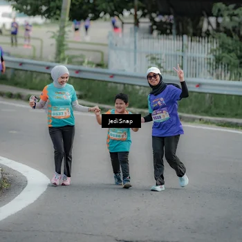 Runner Photo 8332834