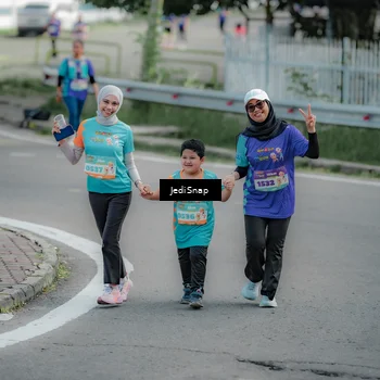 Runner Photo 8332835