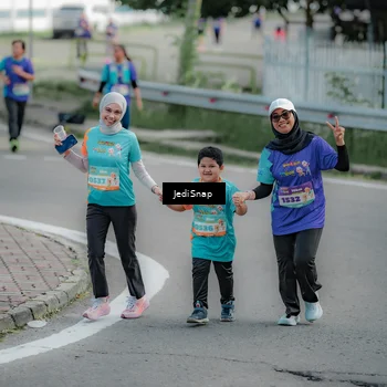 Runner Photo 8332847
