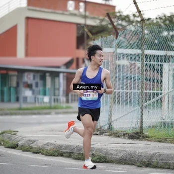 Runner Photo 8332860