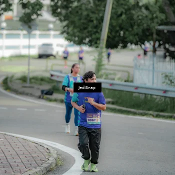 Runner Photo 8332864
