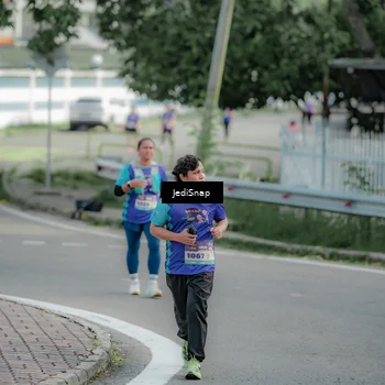 Runner Photo 8332870