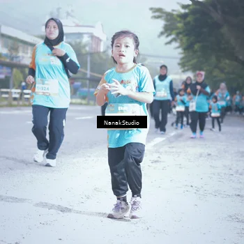 Runner Photo 8332892