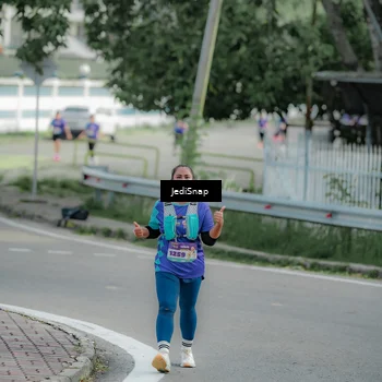 Runner Photo 8332896