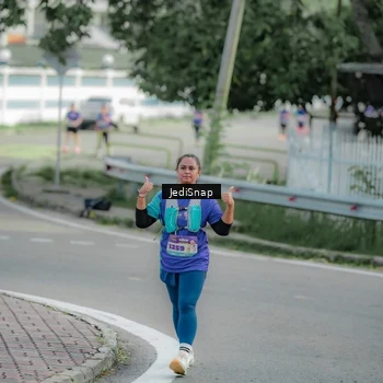 Runner Photo 8332898