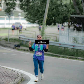 Runner Photo 8332902