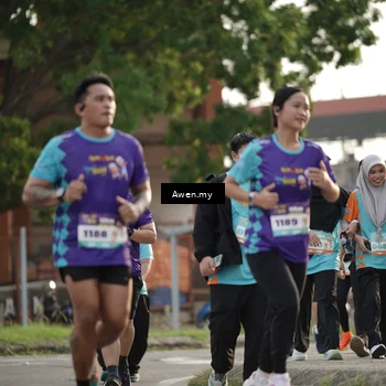 Runner Photo 8332912