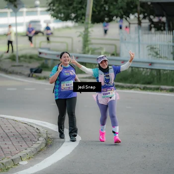 Runner Photo 8332943