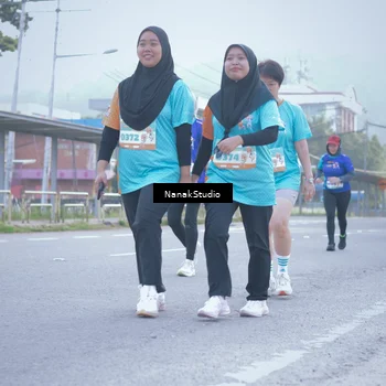 Runner Photo 8332948