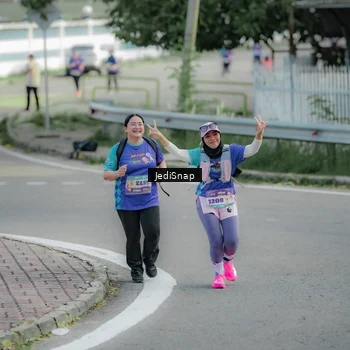 Runner Photo 8332969
