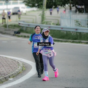 Runner Photo 8332992