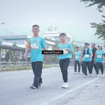 Runner Photo 8333013