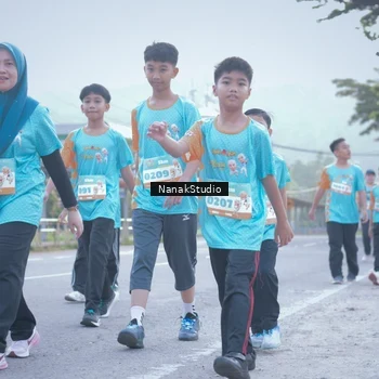 Runner Photo 8333014