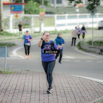 Runner Photo 8333084