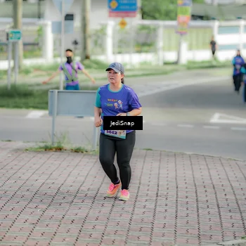 Runner Photo 8333098
