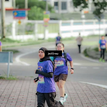 Runner Photo 8333245
