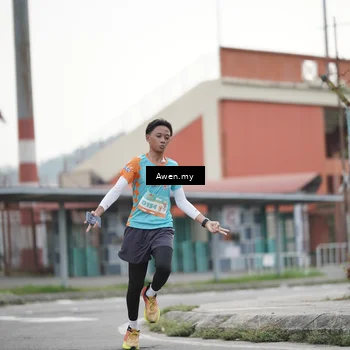 Runner Photo 8333273