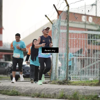 Runner Photo 8333295