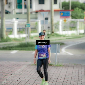 Runner Photo 8333298