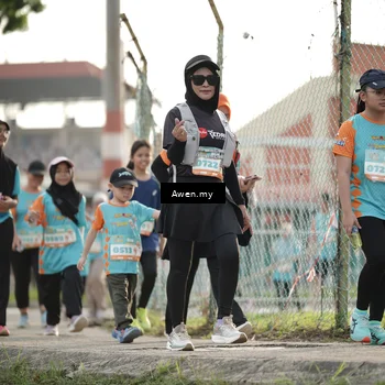 Runner Photo 8333300