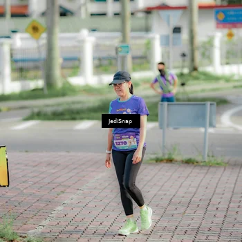 Runner Photo 8333314