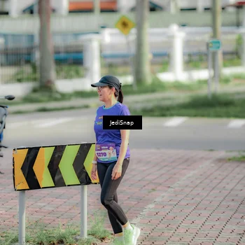 Runner Photo 8333325