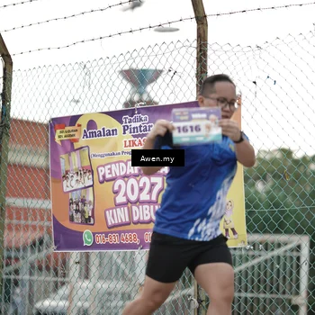Runner Photo 8333330