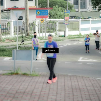 Runner Photo 8333337