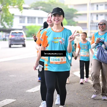 Runner Photo 8333341