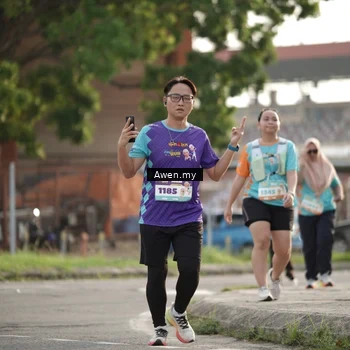 Runner Photo 8333344