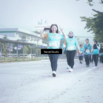 Runner Photo 8333355