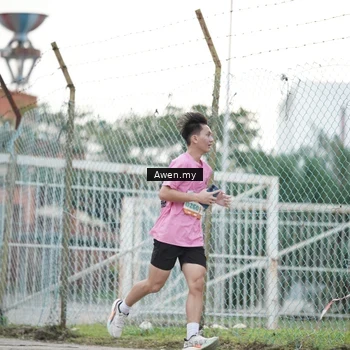 Runner Photo 8333426
