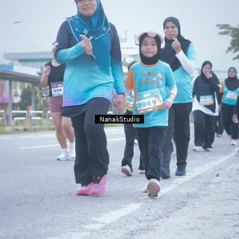 Runner Photo 8333441