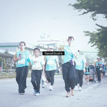 Runner Photo 8333443