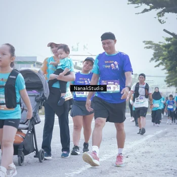 Runner Photo 8333453