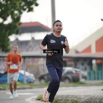 Runner Photo 8333460