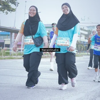 Runner Photo 8333474