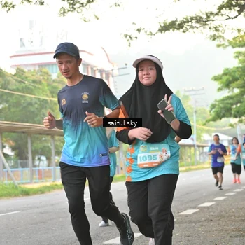 Runner Photo 8333476