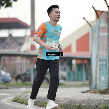 Runner Photo 8333500
