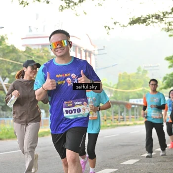 Runner Photo 8333572